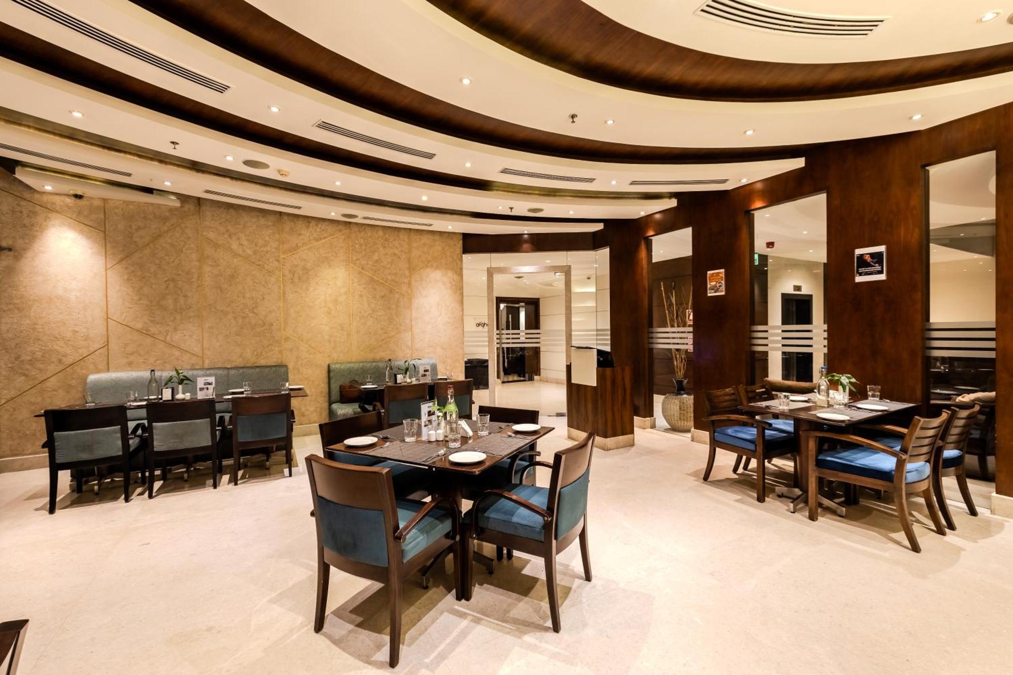 Hotel Olive Downtown Kochi Exterior foto