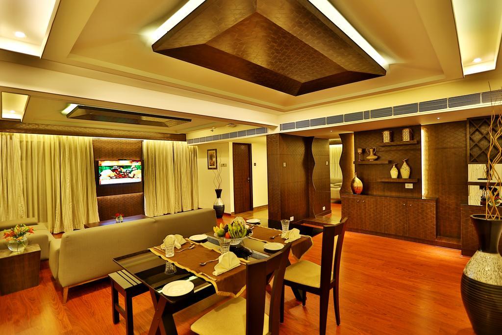 Hotel Olive Downtown Kochi Exterior foto